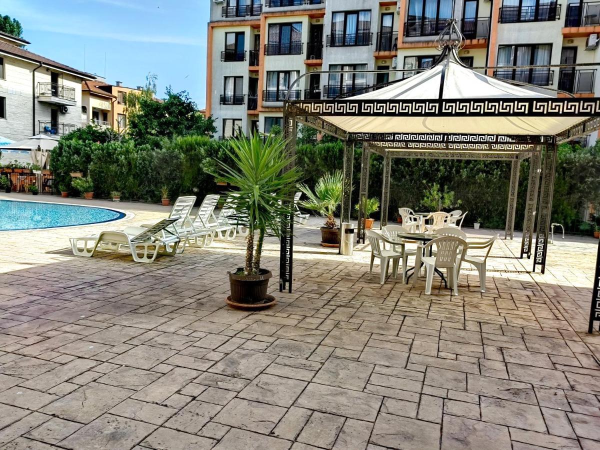 Pool Apartment Amadeus Lux Słoneczny Brzeg Zewnętrze zdjęcie